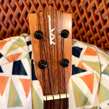 Load image into Gallery viewer, Kamaka HF-1 Soprano Ukulele #231654
