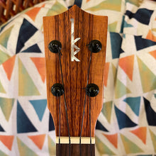 Load image into Gallery viewer, Kamaka HF-1 Soprano Ukulele #231654
