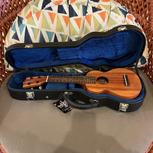 Load image into Gallery viewer, Kamaka HF-1 Soprano Ukulele #231654
