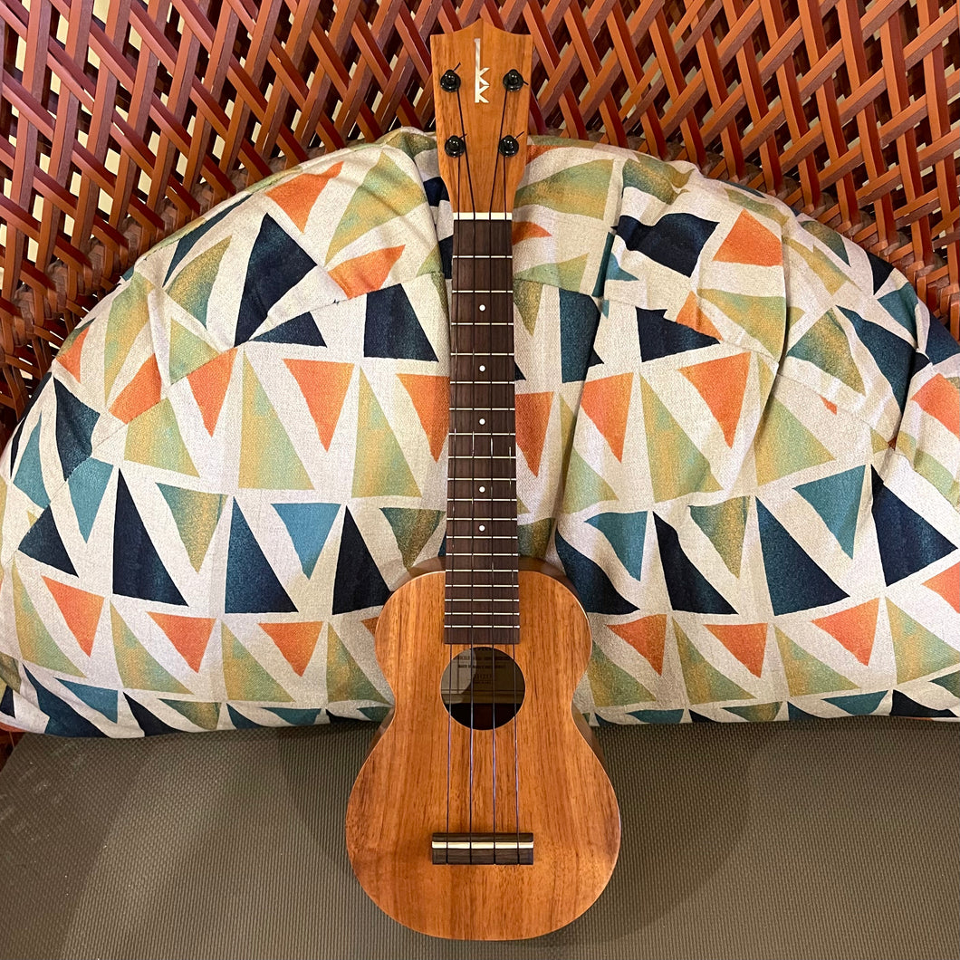 Kamaka HF-1L Soprano Long Neck Ukulele #231257