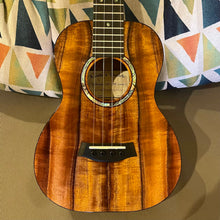 Load image into Gallery viewer, Kanileʻa KPA T Tenor Ukulele #28638
