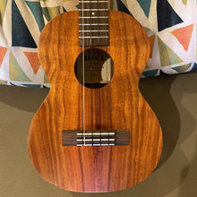 Load image into Gallery viewer, Kamaka HF-35 5-String Tenor Ukulele #240894
