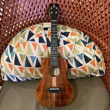 Load image into Gallery viewer, Kanile&#39;a K-1 T DLX Tenor Deluxe Ukulele #0924-28571
