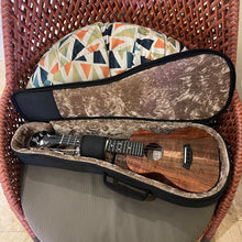 Load image into Gallery viewer, Kanile&#39;a K-1 T DLX Tenor Deluxe Ukulele #0924-28571
