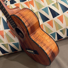 Load image into Gallery viewer, Kamaka HF-3D2I ABV Tenor Ukulele Deluxe2 Slotted Head with L.R.Baggs FIVE.O Pickup #240630
