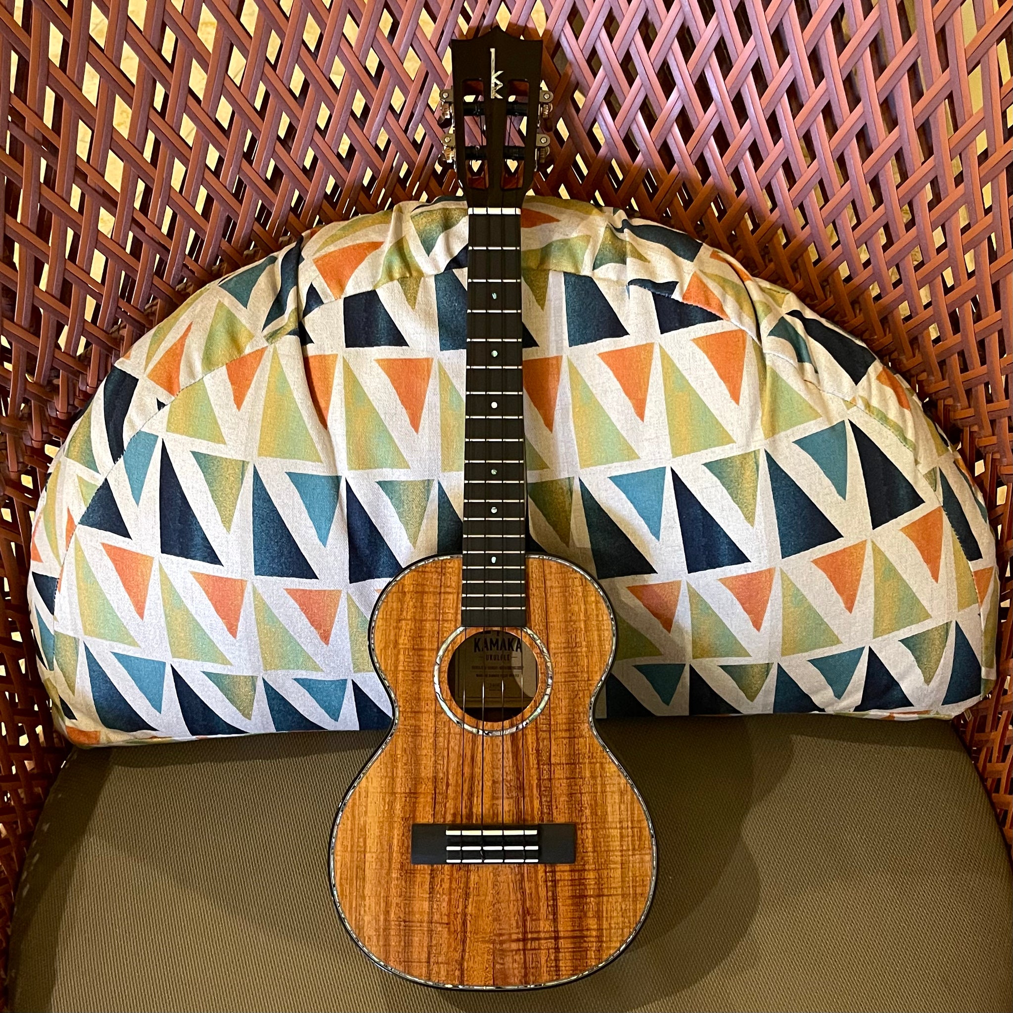 Kamaka HF-3D2I Tenor Ukulele Deluxe2 Slotted Head #240629