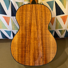 Load image into Gallery viewer, Kamaka HF-3D2I Tenor Ukulele Deluxe2 Slotted Head #240629
