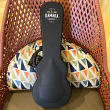 Load image into Gallery viewer, Kamaka HF-3D2I Tenor Ukulele Deluxe2 Slotted Head #240629
