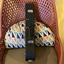 Load image into Gallery viewer, Kamaka HF-3D2I Tenor Ukulele Deluxe2 Slotted Head #240629
