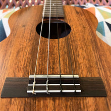 Load image into Gallery viewer, Kamaka HF-4 Baritone Ukulele #240232
