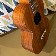 Load image into Gallery viewer, Kamaka HF-3I Slotted-Head Tenor Ukulele #240829
