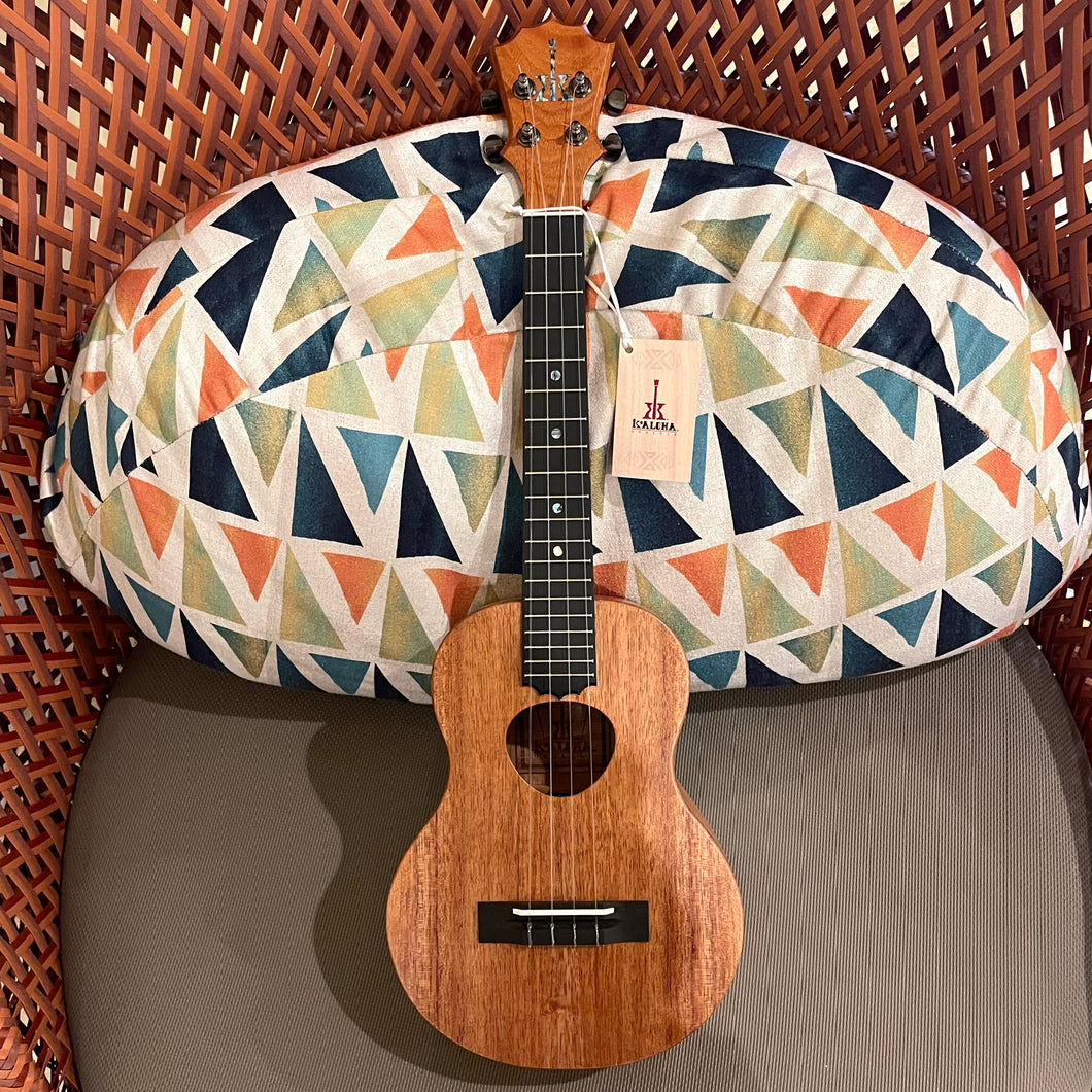 KoAloha KTM-10 Tenor Ukulele #2410091