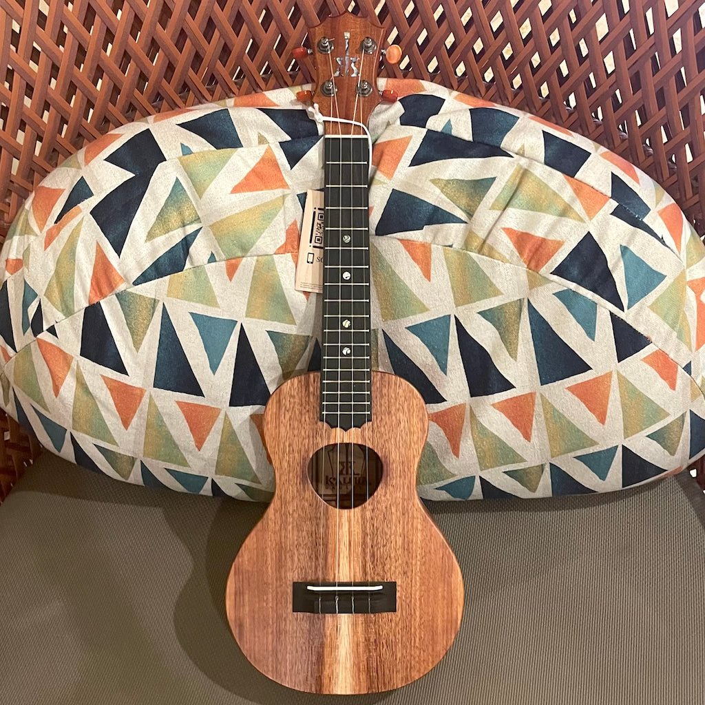 KoAloha KCM-10 Concert Ukulele #2409233