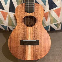 Load image into Gallery viewer, KoAloha KCM-10 Concert Ukulele #2409233
