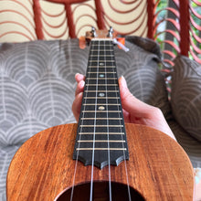 Load image into Gallery viewer, KoAloha KCM-10 Concert Ukulele #2409232
