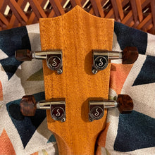 Load image into Gallery viewer, Kamaka HF-3 Tenor Ukulele #240819
