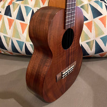 Load image into Gallery viewer, Kamaka HF-3 Tenor Ukulele #240819
