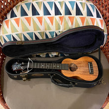 Load image into Gallery viewer, KoAloha KSM-02 Soprano Long Neck Ukulele #2411103
