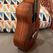 Load image into Gallery viewer, Kamaka HB-3 Tenor Bell-Shape Ukulele #241214
