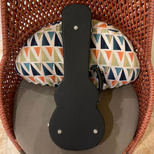 Load image into Gallery viewer, Kamaka HF-3 FEab+ Semi-Custom Tenor w/ Abalone Rosette Ukulele #240982
