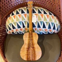 Load image into Gallery viewer, Kanile&#39;a K-1 T Pro Tenor Ukulele #28780
