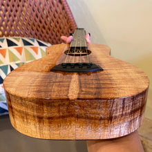 Load image into Gallery viewer, Kanile&#39;a K-1 T Pro Tenor Ukulele #28780
