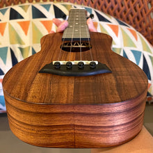 Load image into Gallery viewer, Kanileʻa K-1 S NAT Soprano Ukulele #28774
