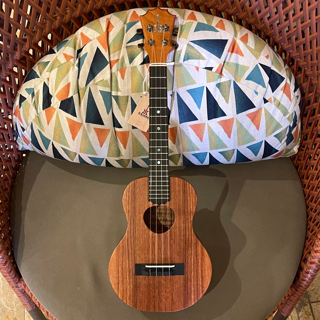 KoAloha KTM-10 Tenor Ukulele #2412011