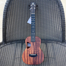 Load image into Gallery viewer, Kanile&#39;a D-1 T Natural Tenor Ukulele #1224-28794
