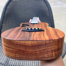 Load image into Gallery viewer, Kanile&#39;a D-1 T Natural Tenor Ukulele #1224-28794
