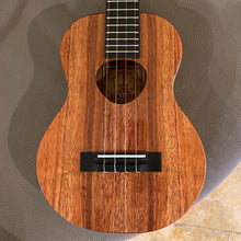 Load image into Gallery viewer, KoAloha KTM-00 Tenor Ukulele #2412246
