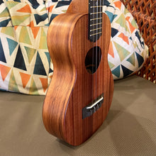 Load image into Gallery viewer, KoAloha KCM-10 Concert Ukulele #2501023
