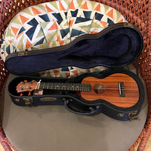 Load image into Gallery viewer, KoAloha KCM-10 Concert Ukulele #2501023
