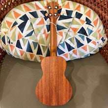 Load image into Gallery viewer, KoAloha KCM-10 Concert Ukulele #2501022
