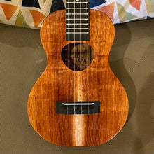 Load image into Gallery viewer, KoAloha KCM-00 Concert Ukulele #2501021
