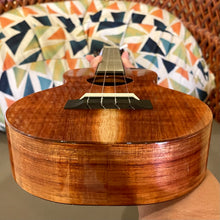 Load image into Gallery viewer, KoAloha KCM-00 Concert Ukulele #2501021
