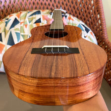 Load image into Gallery viewer, KoAloha KTM-00 Tenor Ukulele #2501021
