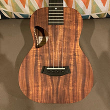 Load image into Gallery viewer, Kanile&#39;a D-1 T Natural Tenor Ukulele #1224-28794
