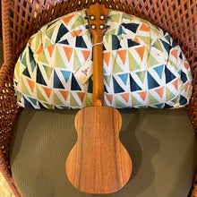 Load image into Gallery viewer, KoAloha KTM-10 Tenor Ukulele #2501134
