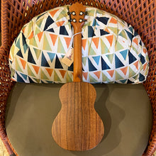 Load image into Gallery viewer, KoAloha KTM-10 Tenor Ukulele #2501132
