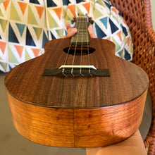 Load image into Gallery viewer, KoAloha KTM-10 Tenor Ukulele #2501132
