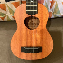 Load image into Gallery viewer, KoAloha KSM-10 Soprano Ukulele #2501131
