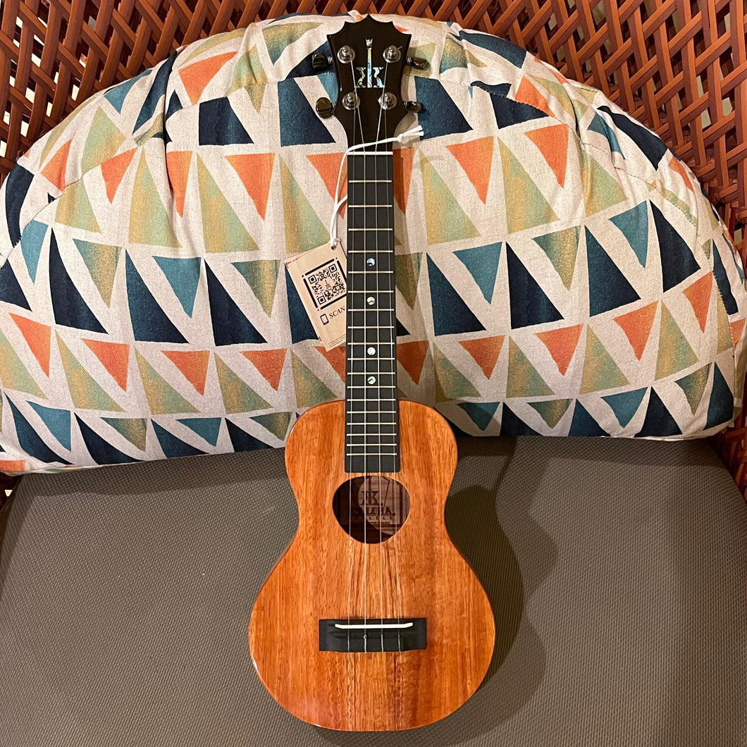 KoAloha KCM-00 Concert Ukulele #2401242