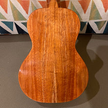 Load image into Gallery viewer, KoAloha KCM-00 Concert Ukulele #2401242
