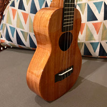 Load image into Gallery viewer, KoAloha KCM-00 Concert Ukulele #2401242
