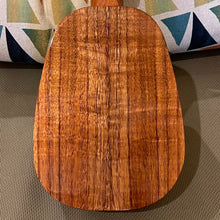 Load image into Gallery viewer, KoAloha KSM-03 Soprano Pineapple Longneck Ukulele #2501261
