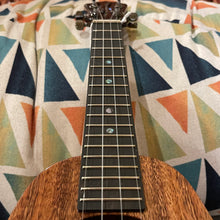 Load image into Gallery viewer, KoAloha KSM-03 Soprano Pineapple Longneck Ukulele #2501261
