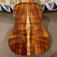 Load image into Gallery viewer, Kanileʻa KPA-T Core Tenor Ukulele #28832
