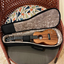 Load image into Gallery viewer, Kanile&#39;a HNS-T Natural Tenor Ukulele #0125-28860
