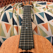 Load image into Gallery viewer, KoAloha KTM-10 Tenor Ukulele #2502121
